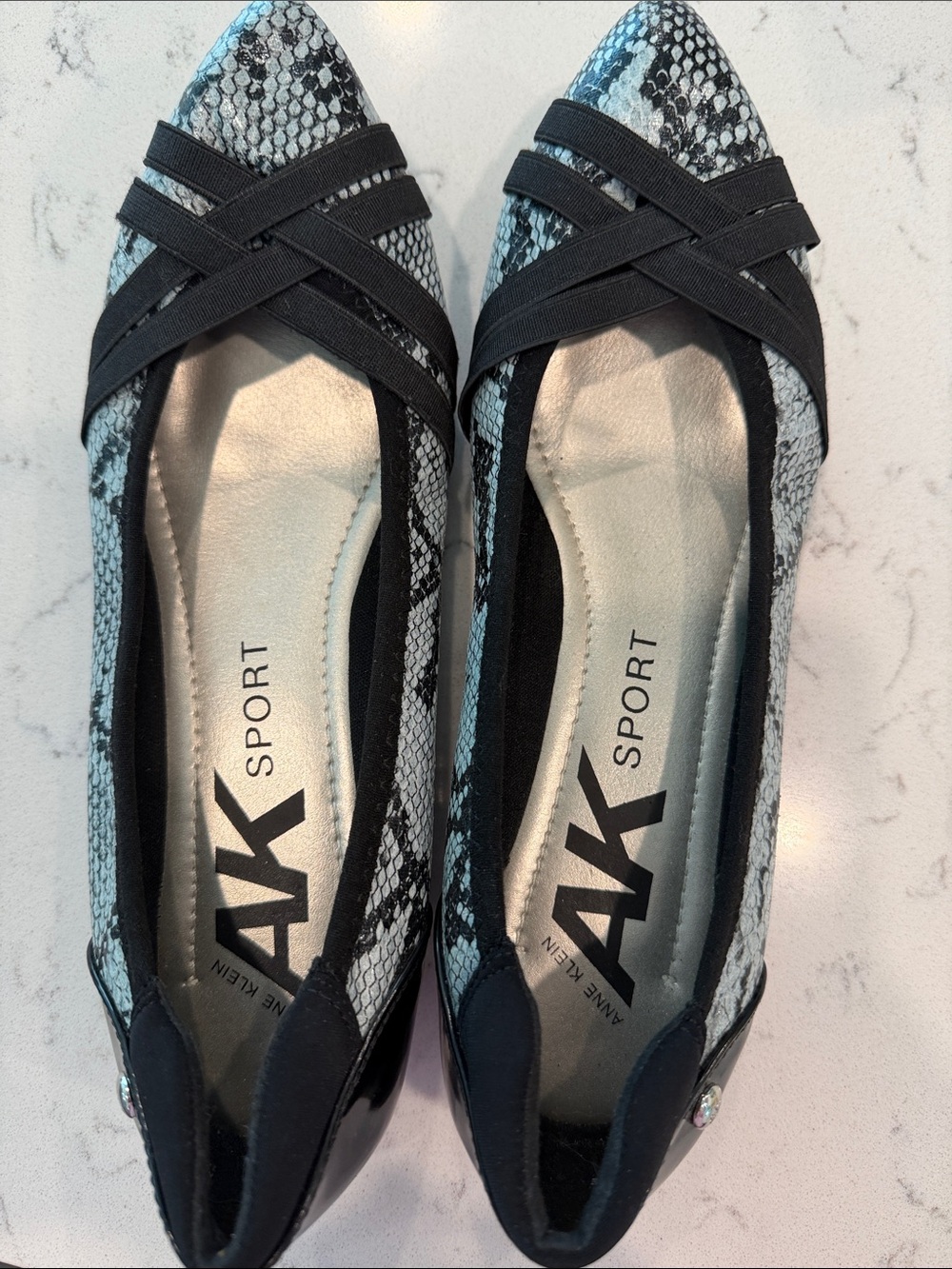 Anne Klein Sport Black and White Snakeskin Pointed Flats Size 8